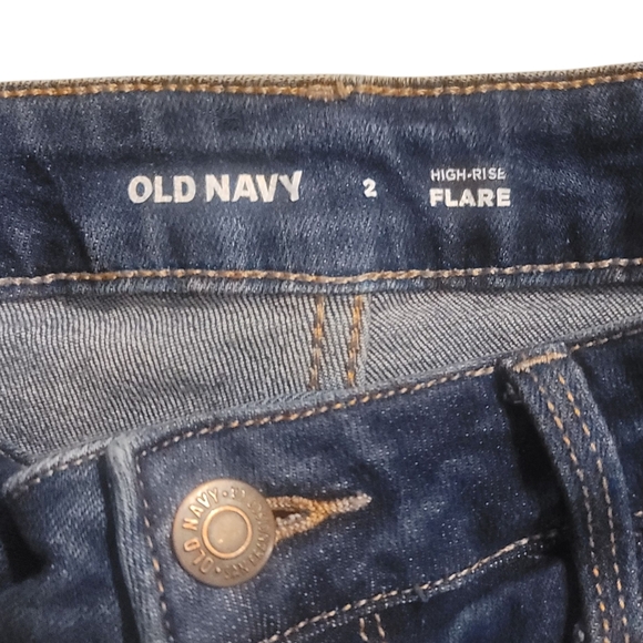 Old Navy Women's High-Rise Flare Dark Wash Jeans - Picture 2 of 6